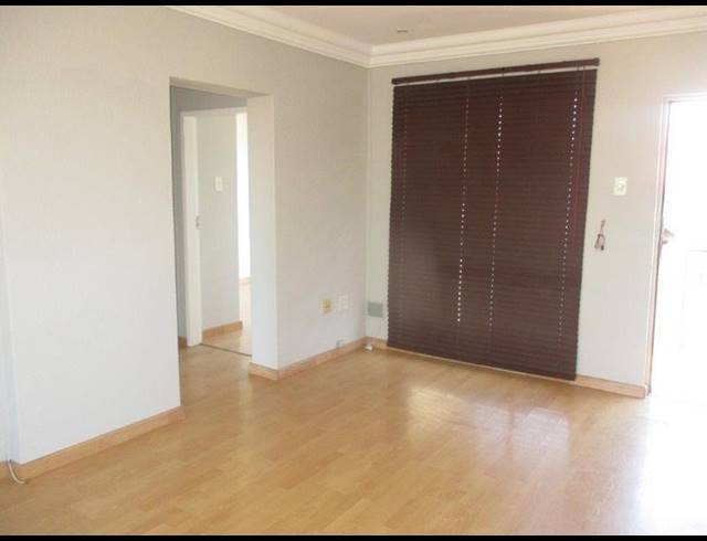 2 BEDROOM TOWNHOUSE FOR SALE IN BASSONIA